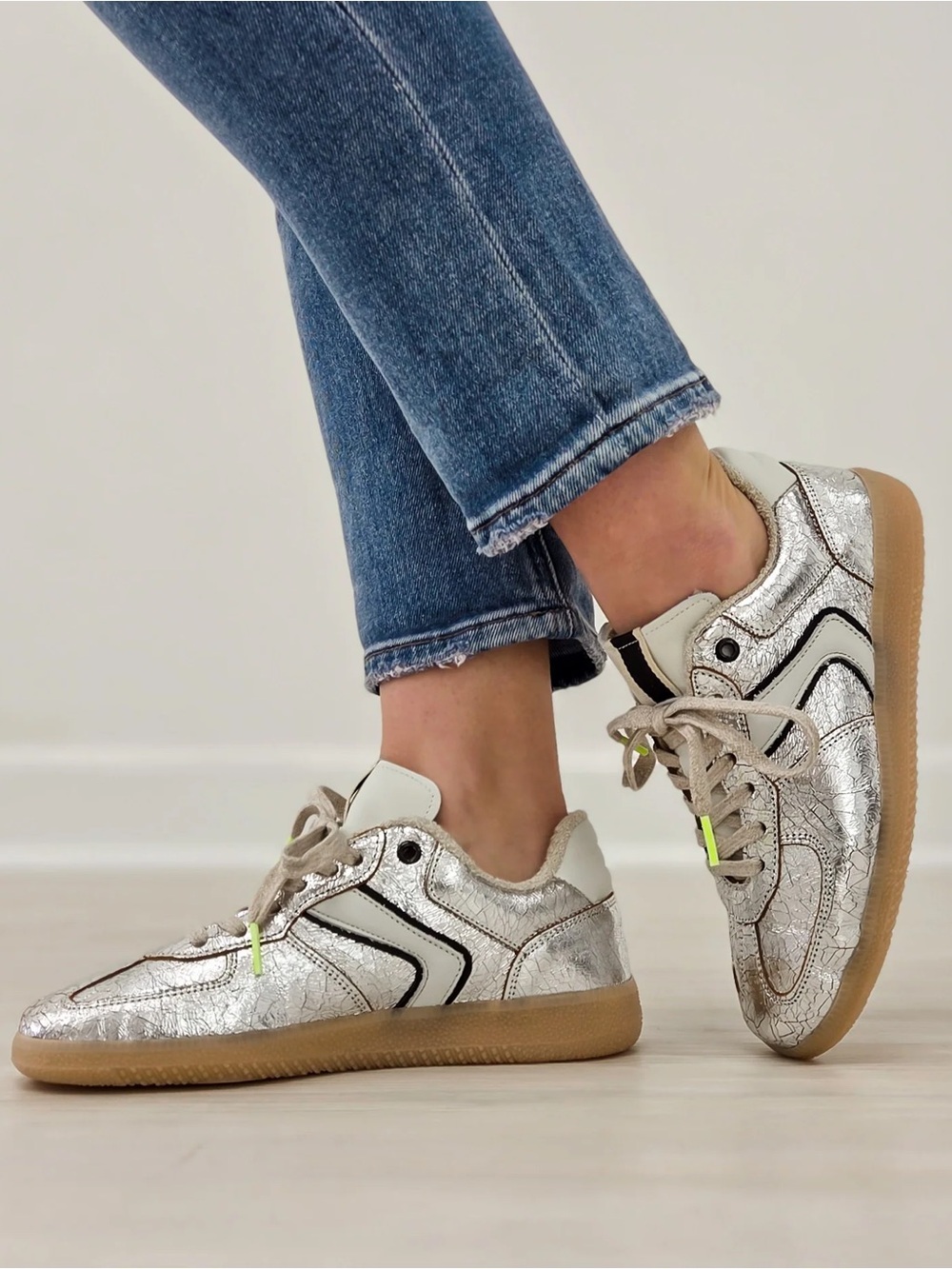 Verbenas Sora Breck Metallic Silver Sneakers Shoes